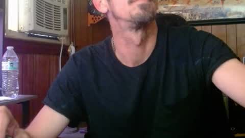 Snapshot of comic_king27 chatting on May 3, 2026, 1:39 pm Nelson or ComicKing and sometime Peachy143 online show from May 3, 2026, 1:39 pm