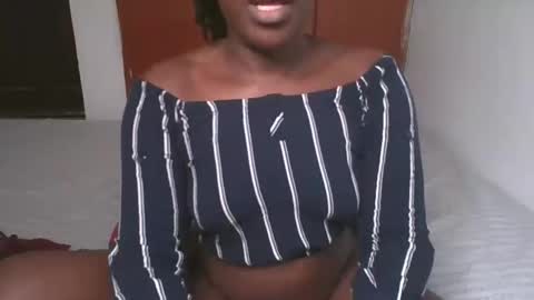 Snapshot of comicalcara chatting on February 5, 2025, 7:20 pm Cara online show from February 5, 2025, 7:20 pm