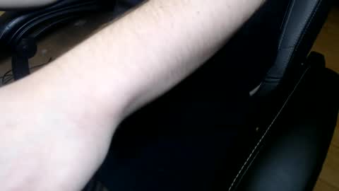 commanderchip online show from February 28, 2025, 4:20 pm