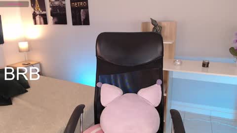 Snapshot of connie_haze chatting on January 29, 2025, 7:32 pm Connie online show from January 29, 2025, 7:32 pm