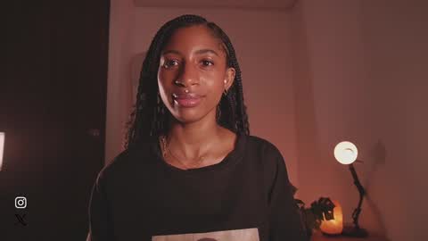 Snapshot of connie_west0 chatting on December 14, 2024, 12:55 am   independent model online show from December 14, 2024, 12:55 am