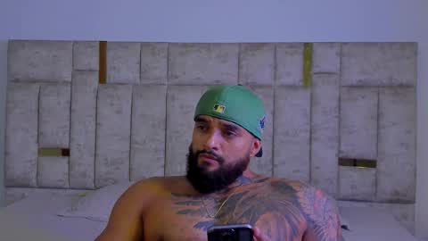 rusfegui online show from November 27, 2025, 2:30 pm