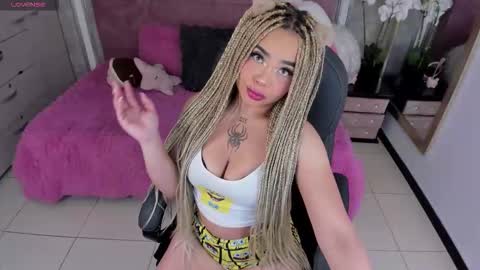 Conny online show from November 30, 2025, 1:15 pm