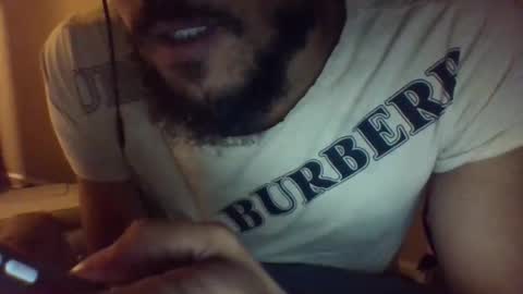 Snapshot of convertibl chatting on January 6, 2025, 3:42 am convertibl online show from January 6, 2025, 3:42 am