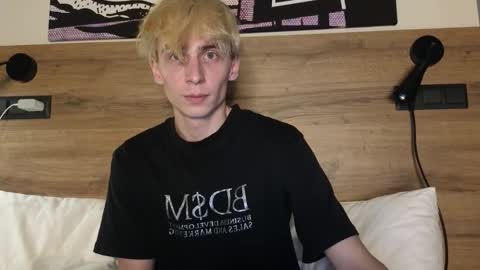 Snapshot of cookie_sex chatting on October 5, 2025, 12:31 am cookie_sex online show from October 5, 2025, 12:31 am