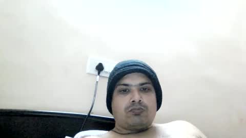 Cool Breeze09 online show from February 13, 2026, 7:21 pm