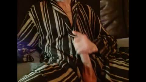 coolbreeze420 online show from December 2, 2025, 7:09 pm