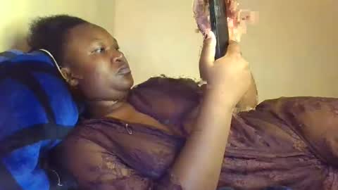 Snapshot of coolgirl001 chatting on February 22, 2026, 8:02 am coolgirl001 online show from February 22, 2026, 8:02 am