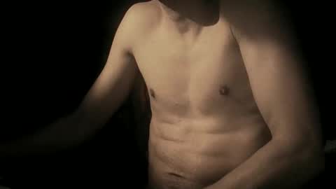 Snapshot of coolmementox chatting on February 19, 2026, 12:39 am ChoveEnArrakis online show from February 19, 2026, 12:39 am