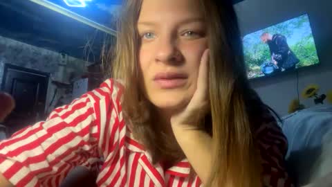 Snapshot of coolrebetaa chatting on November 11, 2025, 5:29 am lika Nikita online show from November 11, 2025, 5:29 am