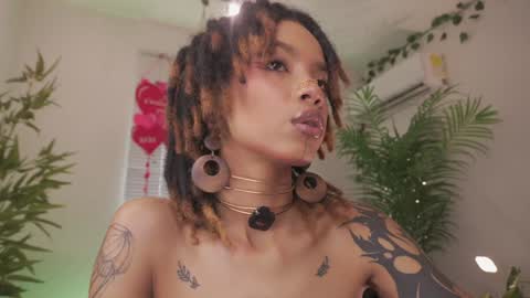 Snapshot of cooper_reds chatting on February 13, 2026, 8:27 pm ROSELL 3 online show from February 13, 2026, 8:27 pm