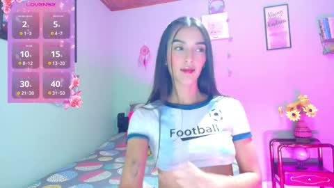 Coral online show from November 7, 2025, 2:22 am