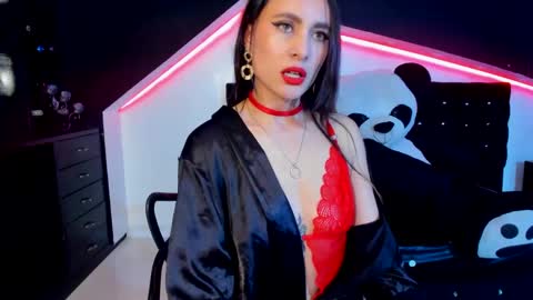 Coral  online show from March 8, 2025, 4:06 pm