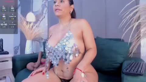coral_rousee online show from July 17, 2026, 1:07 pm