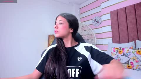 Coral online show from December 17, 2024, 7:48 pm