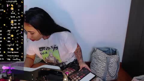 coraline2911 online show from February 18, 2025, 11:00 am