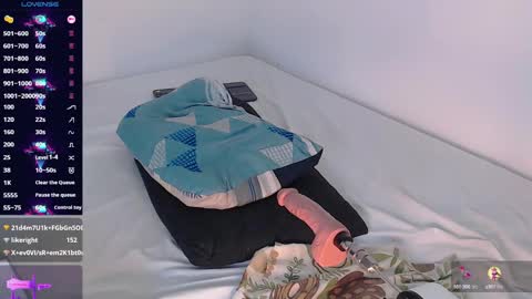 coraline2911 online show from March 12, 2025, 3:51 pm