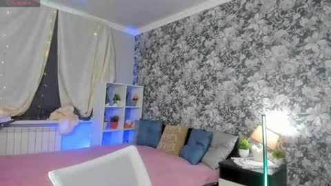 Snapshot of coraline_kitty chatting on June 16, 2026, 7:55 am Coraline online show from June 16, 2026, 7:55 am