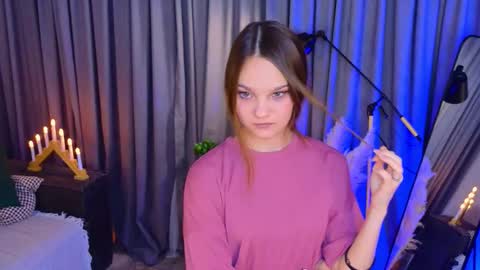 Lia online show from November 26, 2025, 3:35 pm