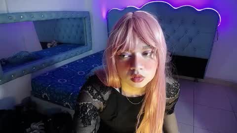 Snapshot of cordelia_perlman chatting on September 19, 2025, 12:39 pm Cordelia online show from September 19, 2025, 12:39 pm