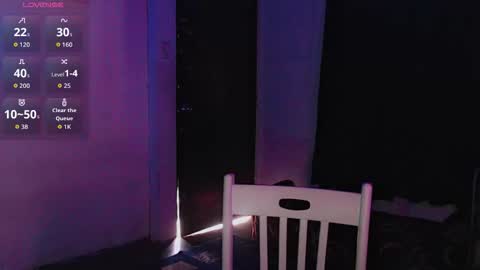 Snapshot of corefinder_xx chatting on October 24, 2025, 11:23 pm corefinder_xx online show from October 24, 2025, 11:23 pm