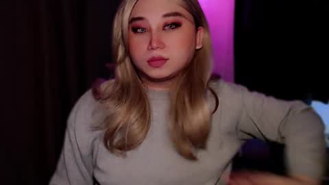 Snapshot of corefinder_xx chatting on November 6, 2025, 11:00 am corefinder_xx online show from November 6, 2025, 11:00 am