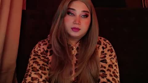 Snapshot of corefinder_xx chatting on November 16, 2025, 2:55 pm corefinder_xx online show from November 16, 2025, 2:55 pm