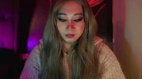 Snapshot of corefinder_xx chatting on November 18, 2025, 7:02 am corefinder_xx online show from November 18, 2025, 7:02 am