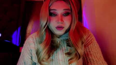 Snapshot of corefinder_xx chatting on December 5, 2025, 6:55 am corefinder_xx online show from December 5, 2025, 6:55 am