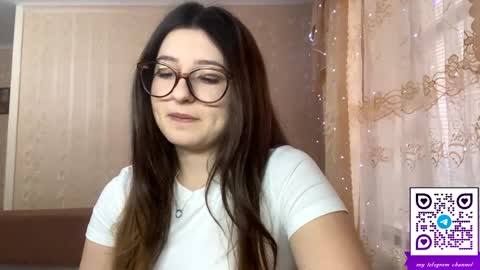 Elisheva online show from April 14, 2026, 12:33 pm