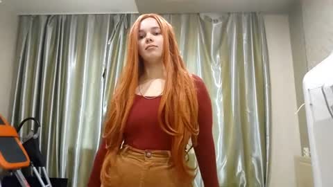 Snapshot of corneliachand chatting on June 10, 2026, 7:07 am Ariadna online show from June 10, 2026, 7:07 am