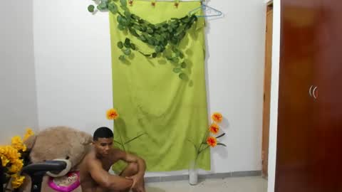 Ethan  online show from January 29, 2025, 2:51 am