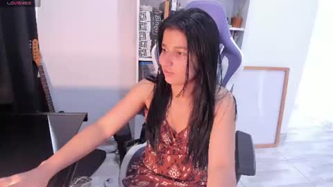 Snapshot of cositarika__ chatting on July 6, 2026, 1:41 pm Lunita online show from July 6, 2026, 1:41 pm
