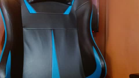 Snapshot of cosmicjones88 chatting on December 22, 2024, 4:59 pm cosmicjones88 online show from December 22, 2024, 4:59 pm