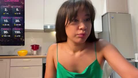 Snapshot of cosmo_pussy chatting on September 21, 2025, 7:26 pm Lina online show from September 21, 2025, 7:26 pm