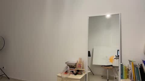 Snapshot of cosmo_pussy chatting on December 17, 2025, 2:12 pm Lina online show from December 17, 2025, 2:12 pm