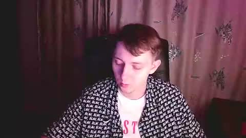 Snapshot of cosmonudes chatting on July 7, 2026, 7:18 pm Barry online show from July 7, 2026, 7:18 pm