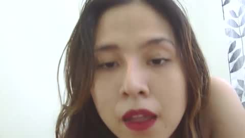 Liz Gwyneth Charlota online show from November 2, 2025, 6:38 am