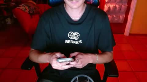 couldbe online show from November 23, 2025, 7:08 am