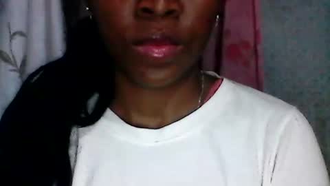 couleur_vanille online show from December 2, 2025, 1:11 am