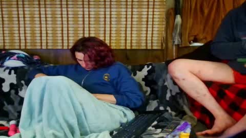 Alaskawildcouple online show from September 16, 2025, 11:11 am