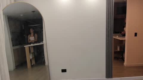 couple_funnyy online show from February 25, 2025, 12:36 am