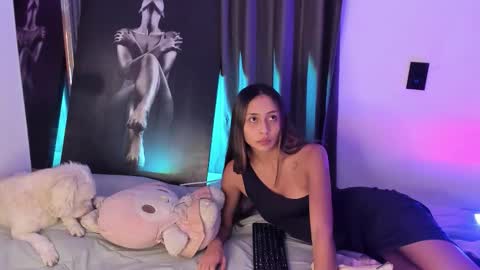 couple_funnyy online show from January 13, 2026, 12:27 am