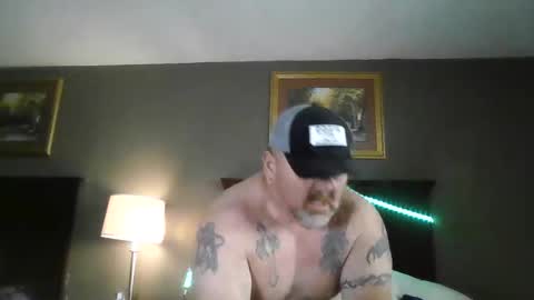 Ieathairytacos online show from October 5, 2025, 11:02 pm