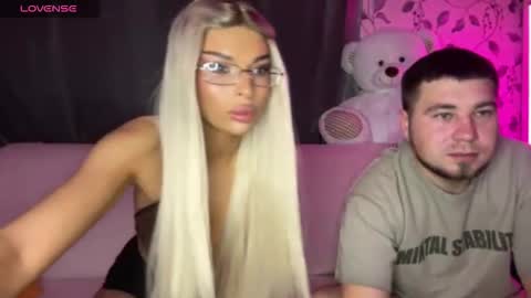 Emily  Ryan online show from November 1, 2025, 8:22 pm