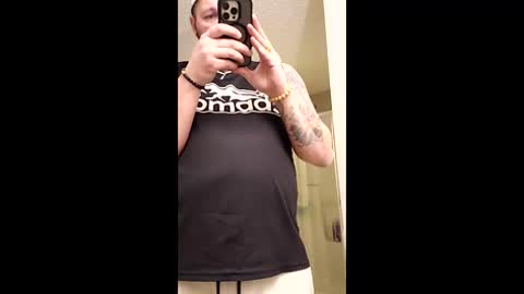 Snapshot of coupleoffantastics chatting on January 8, 2026, 9:11 am coupleoffantastics online show from January 8, 2026, 9:11 am