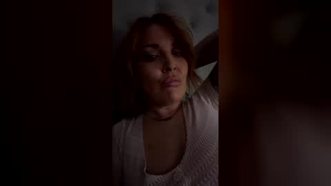 Snapshot of coupleoffantastics chatting on January 18, 2026, 12:42 pm coupleoffantastics online show from January 18, 2026, 12:42 pm