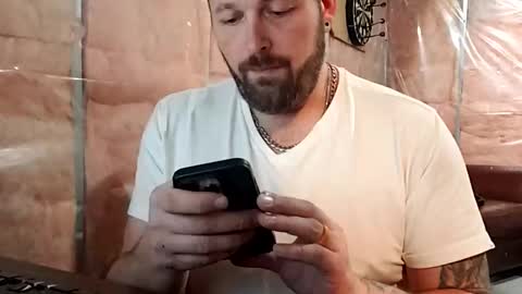 Snapshot of coupleoffantastics chatting on February 10, 2026, 7:01 am coupleoffantastics online show from February 10, 2026, 7:01 am