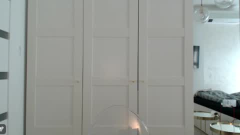 Courtney online show from March 18, 2026, 7:55 am