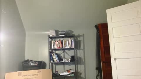 Snapshot of courtneyfmty chatting on October 13, 2025, 5:57 pm Courtney online show from October 13, 2025, 5:57 pm